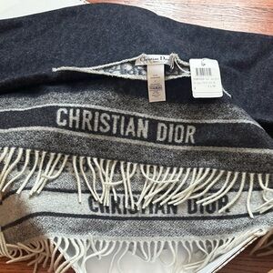 Dior Navy oblique print reversible Poncho Scarf NWT